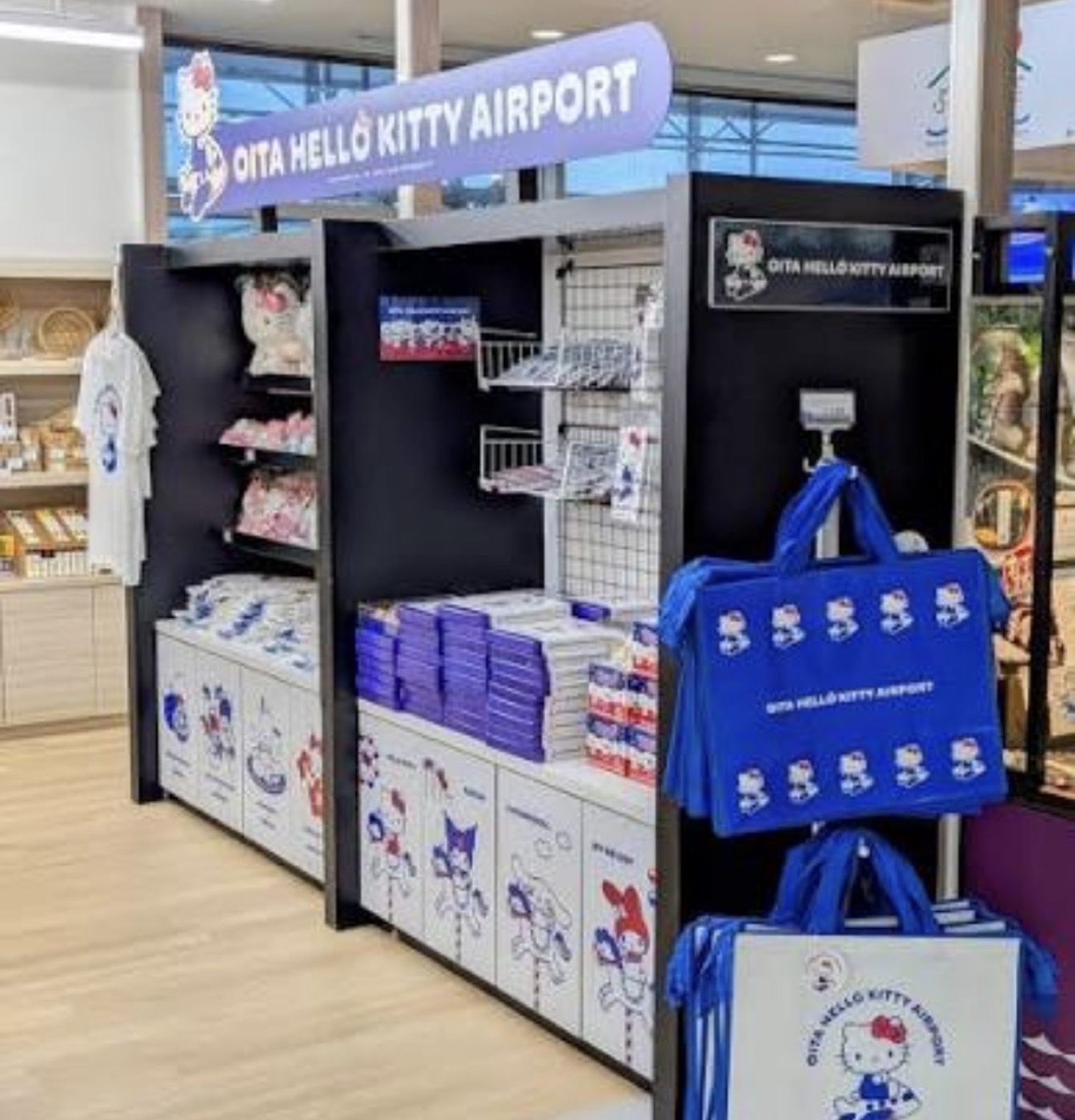 大分ハローキティ空港 2階の売店の限定グッズコーナー